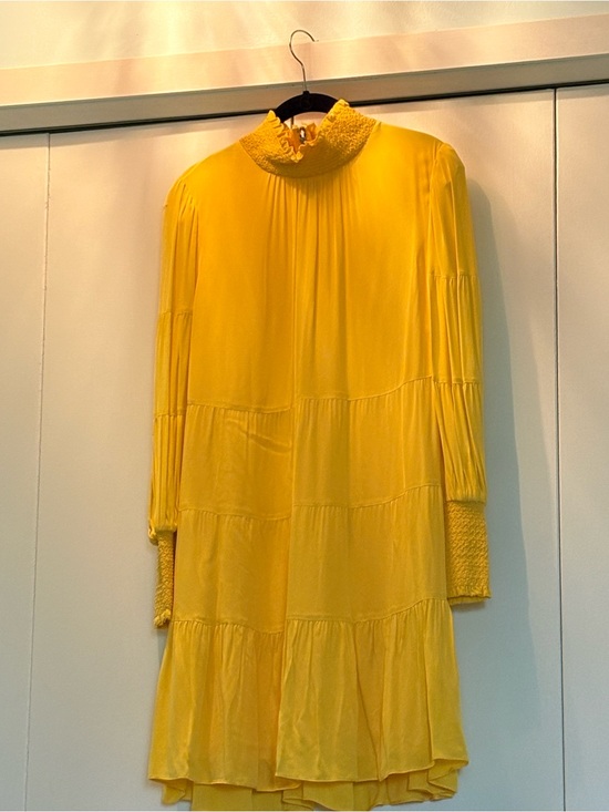 Alice + Olivia Dresses & Skirts - Alice + Olivia Yellow Tiered Mini Dress with Smocked Neck